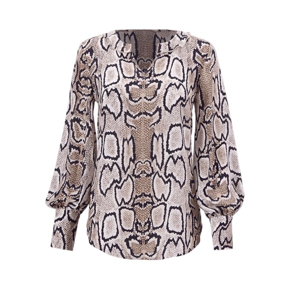 CAbi Serpentine Blouse Style #3759 - Picture 4 of 13